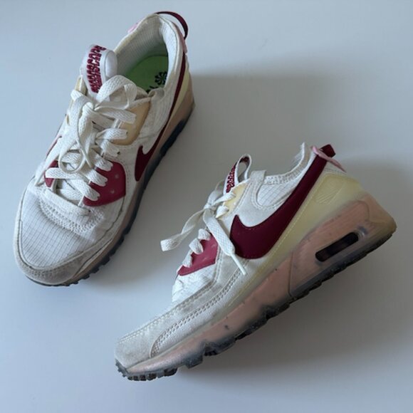 Nike Air Max Terrascape 90 in 'Pomegranate' - Picture 3 of 3